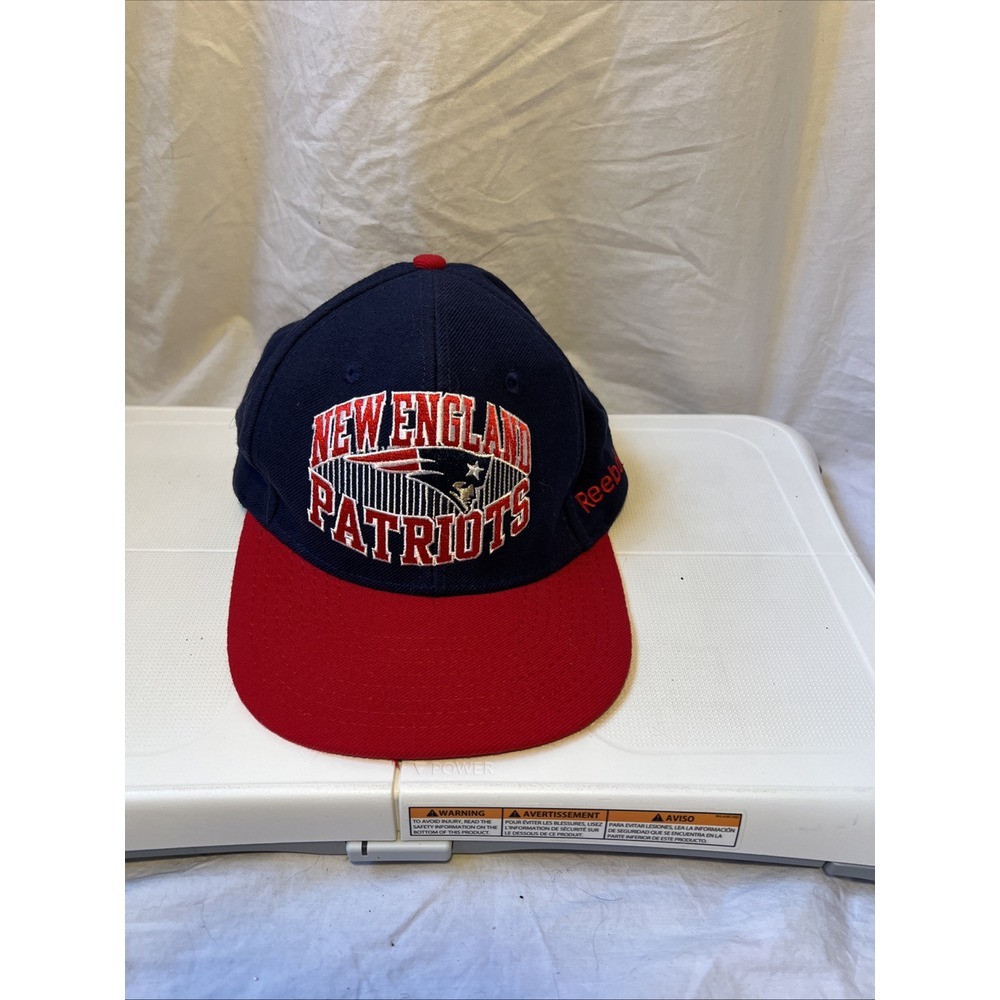 New England Patriots NFL FOOTBALL‎ SUPER AWESOME Reebok Snapback Cap Hat!